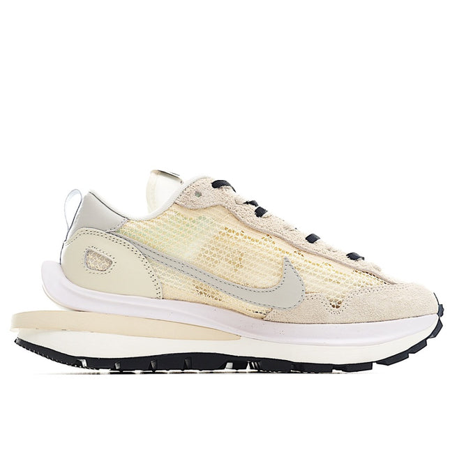 Men's Nike x Sacai Vapor Waffle Beige Shoes