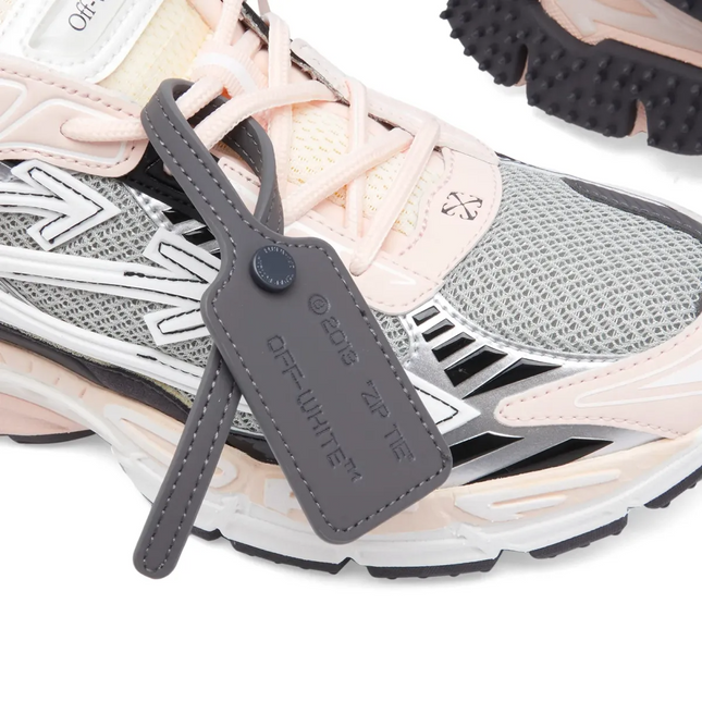 Men's Off-White Be Right Back Sneaker Met Mesh Details In Pink and White