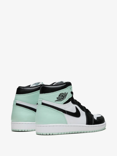 Men's Nike Air Jordan 1 High Igloo Shoes