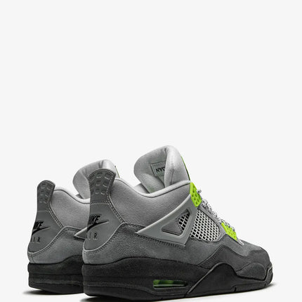 Men's Nike Air Jordan 4 Retro SE Neon Shoes