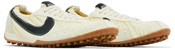 Men's Jacquemus x Nike Moon Alabaster Shoes