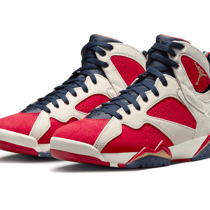 Men's Air Jordan 7 x Trophy Room Shoes
