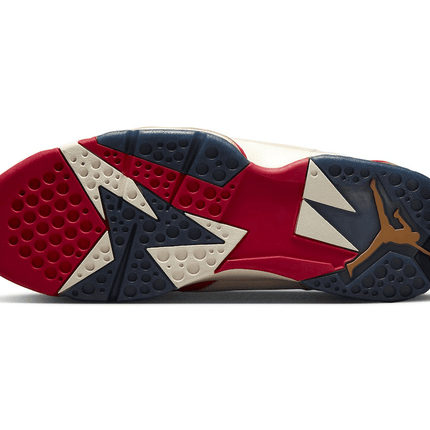 Men's Air Jordan 7 x Trophy Room Shoes
