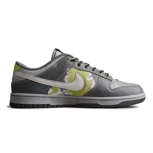 Men's SB Dunk Low x HUF Friends & Family Shoes