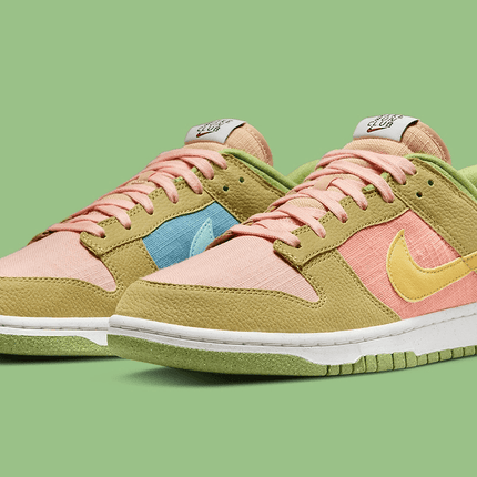 Men's SB Dunk Low Sun Club Shoes