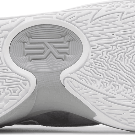 Men's Kyrie Low 5 Wolf Grey Shoes