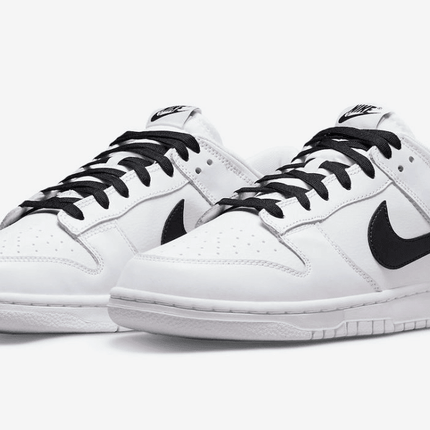 Men's SB Dunk Low White Black Shoes