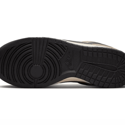 Men's SB Dunk Low Dark Driftwood Shoes