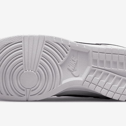 Men's SB Dunk Low White Black Shoes