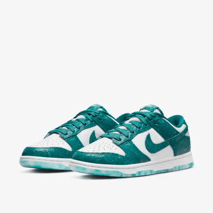 Men's SB Dunk Low Ocean Shoes