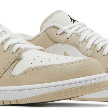 Men's SB Dunk Low SE Sail Rattan Shoes