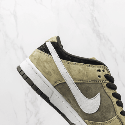 Men's SB Dunk Low WTVUA Green Suede Shoes