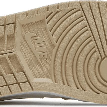 Men's SB Dunk Low SE Sail Rattan Shoes
