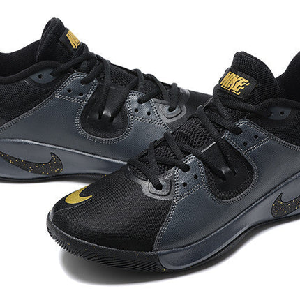 Men's Fly.By Mid Black Gold Shoes
