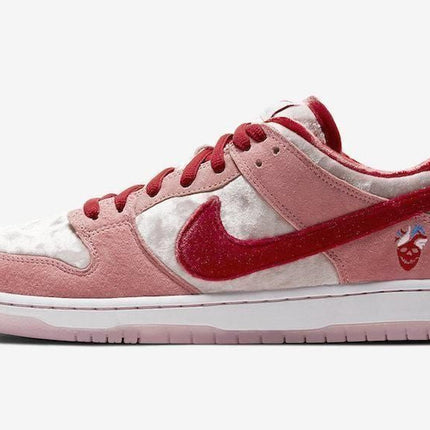 Men's Dunk Low Strangelove Valentine's Day Shoes