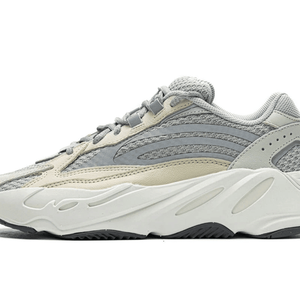 Men's Yeezy 700 Cream Shoes