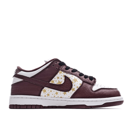 Men's SB Dunk Low x Supreme Plum Shoes