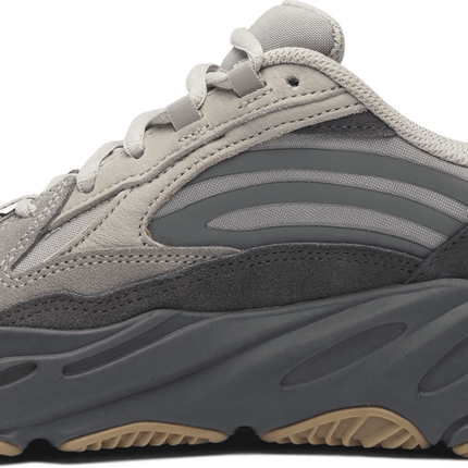 Men's Yeezy Boost 700 V2 Tephra Shoes
