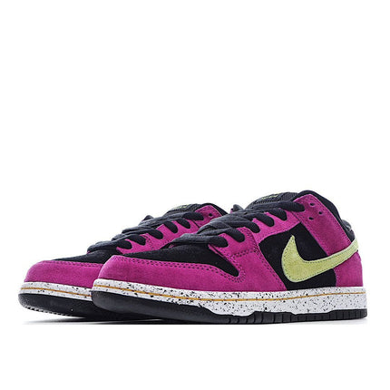 Men's SB Dunk Low Red Plum Shoes