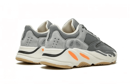 Men's Yeezy 700 Magnet Shoes