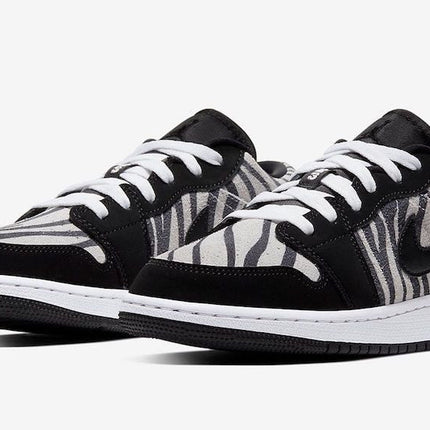 Men's Air Jordan 1 Low Zebra Shoes