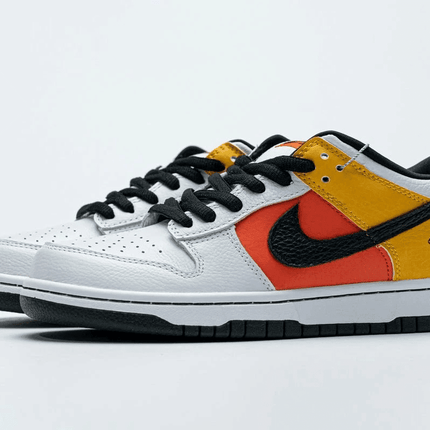 Men's SB Dunk Low Raygun Home Shoes