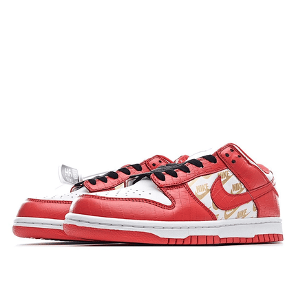 Men's SB Dunk Low x Supreme Red Shoes