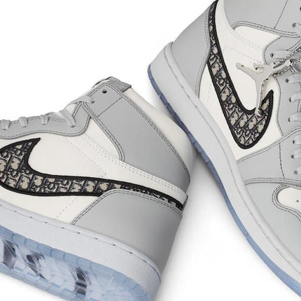 Men's Air Jordan 1 Retro High Dior Shoes