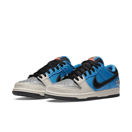 Men's Instant Skateboard x SB Dunk Low Shoes