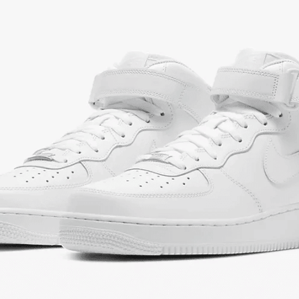 Men's Air Force 1 Mid Triple White Shoes