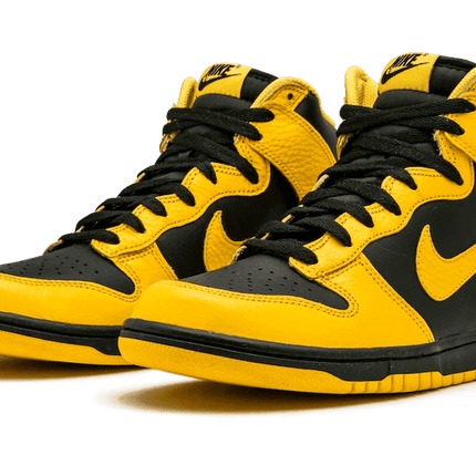 Men's SB Dunk High SP Varsity Maize Shoes