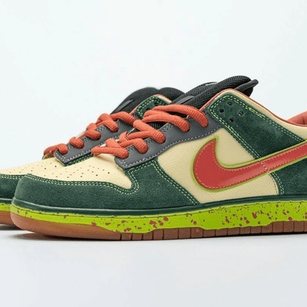 Men's SB Dunk Low PRM QS Mosquito Shoes