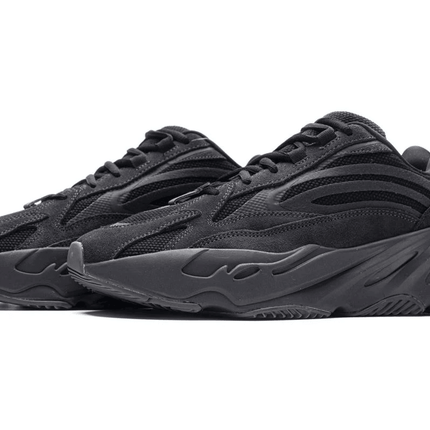 Men's Yeezy 700 Vanta Shoes
