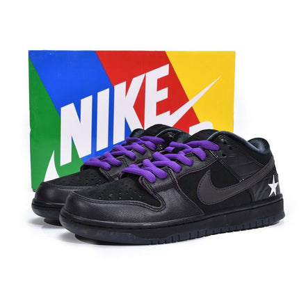 Men's Familia x SB Dunk Low First Avenue Shoes