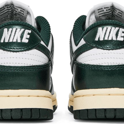 Men's SB Dunk Low Vintage Green Shoes