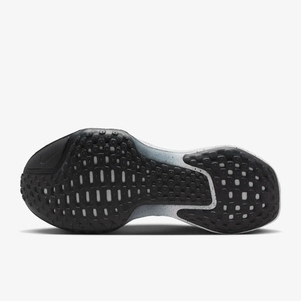 Men's Invincible 3 Black And White Shoes
