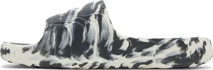 Men's Adilette Slide Carbon Aluminium