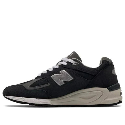 Men's New Balance 990v2 Navy Shoes