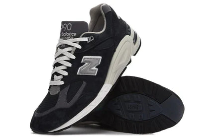 Men's New Balance 990v2 Navy White Shoes