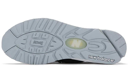 Men's New Balance 990v2 Silver Mink Shoes