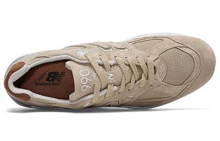 Men's New Balance 990v2 Winter Peaks Shoes