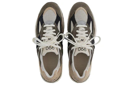 Men's New Balance Teddy Santis x 990v2 Grey Shoes