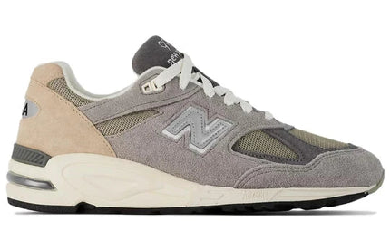 Men's New Balance Teddy Santis x 990v2 Marblehead Shoes