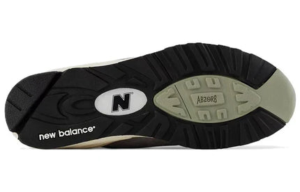 Men's New Balance Teddy Santis x 990v2 Marblehead Shoes