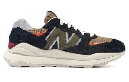 Men's New Balance 57/40 Lunar New Year - Black Poppy Shoes