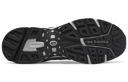 Men's New Balance 827 Black Grey Shoes