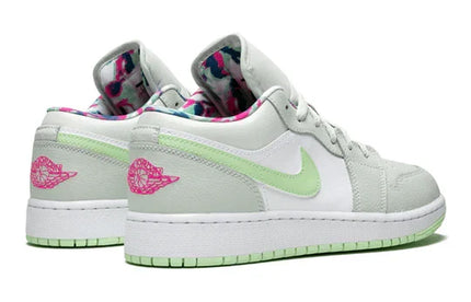Men's Air Jordan 1 Low 'Barely Grey Spruce' Shoes