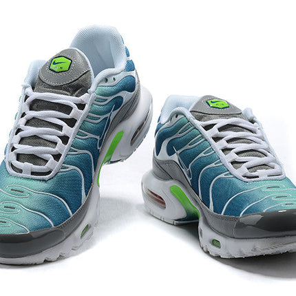 Men's Air Max Plus Aurora Green Shoes