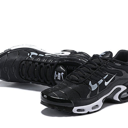 Men's Air Max Plus Black Shoes