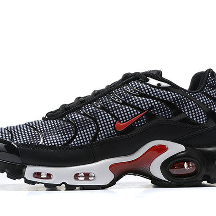 Men's Air Max Plus Bred Shoes